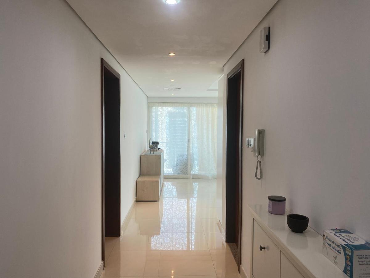 One Bedroom Apartment With Pool & Gym Near Marina Dubai Ngoại thất bức ảnh